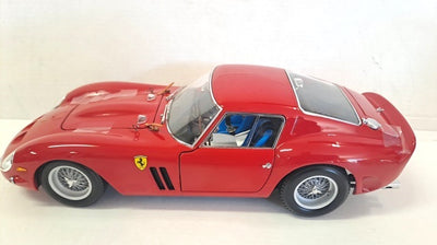 FERRARI 250 GTO RED 1/18, DIECAST COLLECTABLES