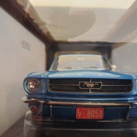 Ford Mustang Coupe 1965 Turquoise metallic 1:18