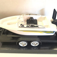 PLYMOUTH TRUCK WITH SPEED BOAT TRAILER GREEN 1941 1/24 EACH, DIECAST CAR, COLLECTABLE CAR.