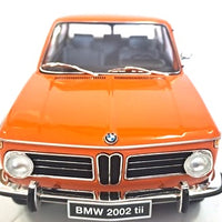 BMW 2002TII ORANGE  1/18, DIECAST COLLECTABLES
