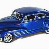 CHEVROLET AEROSEDAN FLEETLINE BLUE 1948 1/24, DIECAST CAR, COLLECTABLE CAR.