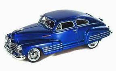 CHEVROLET AEROSEDAN FLEETLINE BLUE 1948 1/24, DIECAST CAR, COLLECTABLE CAR.