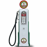 1:18 GAS PUMP EAGLE SQUARE - morethandiecast.co.za