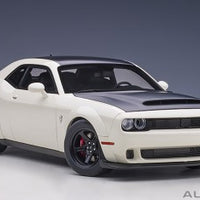 DODGE CHALLENGER DEMON SRT KNUCKLE WHITE/ BLK GRAPHIC PKG 1/18