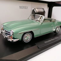 1:18 MERCEDES BENZ 190 SL 1957 LIGHT GREEN METALLIC DIECAST