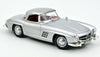 MERCEDES-BENZ 300 SL ROAADSTER SILVER 1957 1/18, DIECAST CAR, COLLECTABLE CAR.