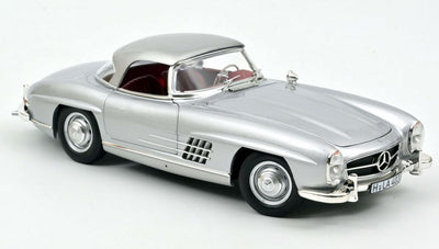 MERCEDES-BENZ 300 SL ROAADSTER SILVER 1957 1/18, DIECAST CAR, COLLECTABLE CAR.