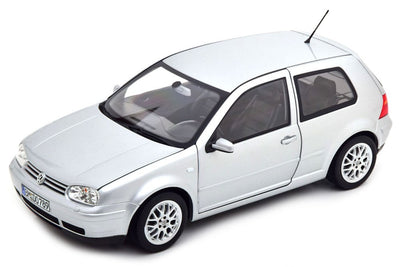 VW GOLF GTI SILVER 1998 1/18, DIECAST CAR, COLLECTABLE CAR.