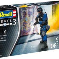 SWAT OFFICER 1/16 PLASTIC MODEL KIT, PLASTIC SCALE MODEL KIT