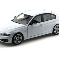 BMW 335I PREMIUM COLLECTION WHITE 2010 DIECAST 1/18, DIECAST CAR, COLLECTABLE CAR.