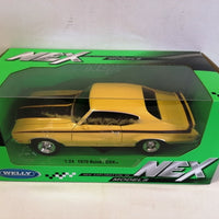 BUICK GSX YELLOW 1970 1/24 DIECAST, DIECAST CAR, COLLECTABLE CAR.